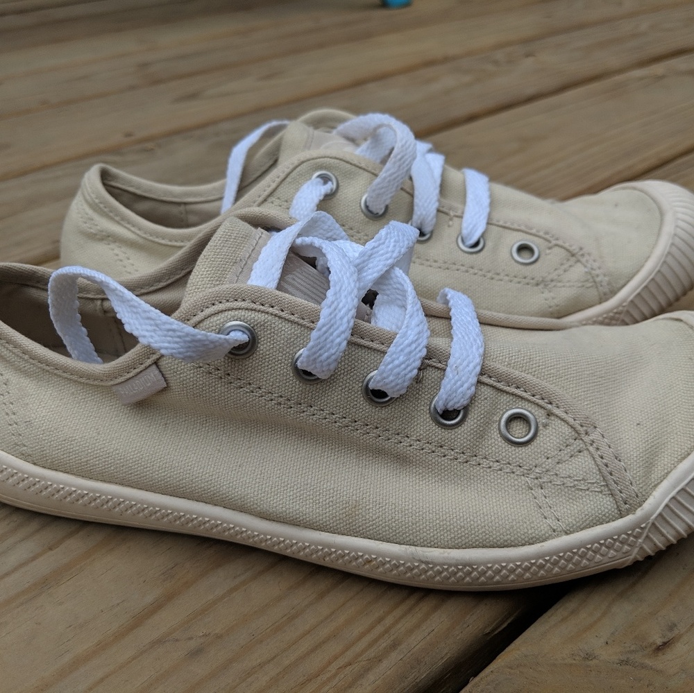 Women's Beige Palladium Canvas Sneakers Size 6.5M